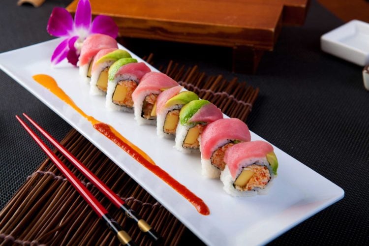  Hướng dẫn toàn diện về cách thưởng thức sushi lành mạnh và trọn vẹn