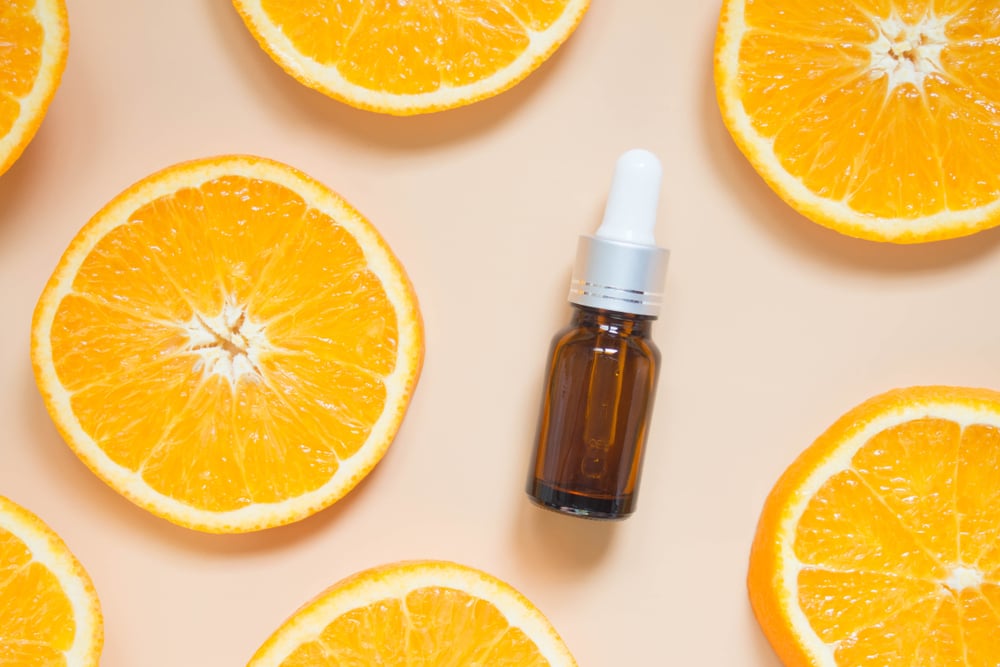  Niacinamide và Vitamin C: Sự Kết Hợp Hoàn Hảo Cho Làn Da Tỏa Sáng