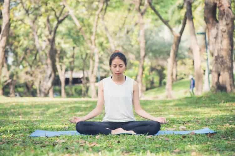  Yoga trị liệu: Một phương pháp hiệu quả để quản lý chứng trầm cảm