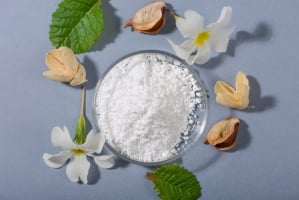  Allantoin: Hoạt Chất Chăm Sóc Da Đột Phá Với 8 Công Dụng Tuyệt Vời