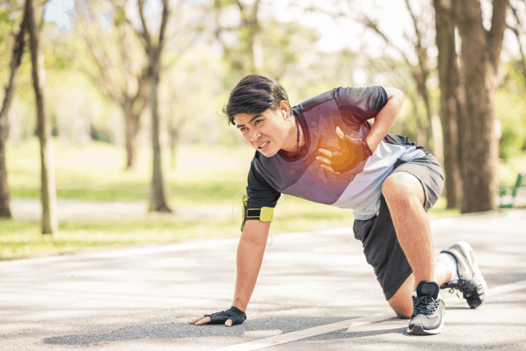  Chấn thương ngực: Nguyên nhân, Triệu chứng và Điều trị