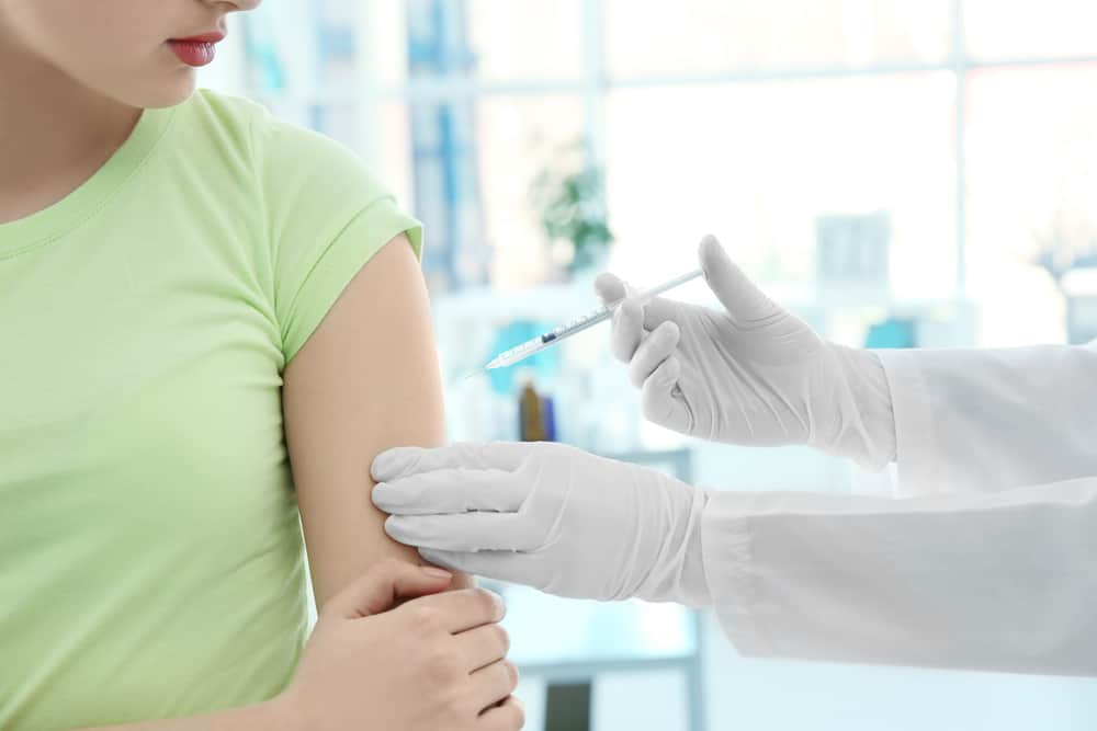  Tiêm Phòng Trước Khi Mang Thai: Những Loại Vaccine Cần Thiết và Lý Do